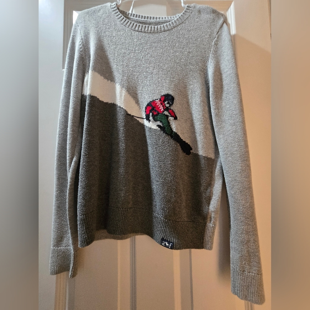 Aberceombie Gray Sweater with Skier Design